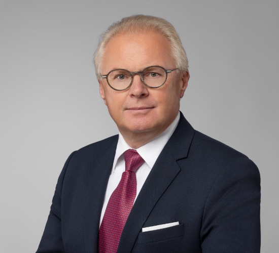 DI Marti M. Roth, Gerichtssachverständiger für Immobilienbewertung